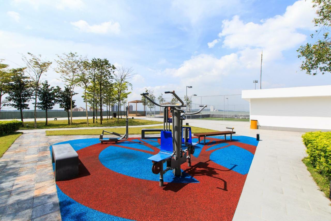 Encorp Strand Residences By Airhost Kota Damansara Ngoại thất bức ảnh